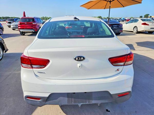 2019 KIA RIO