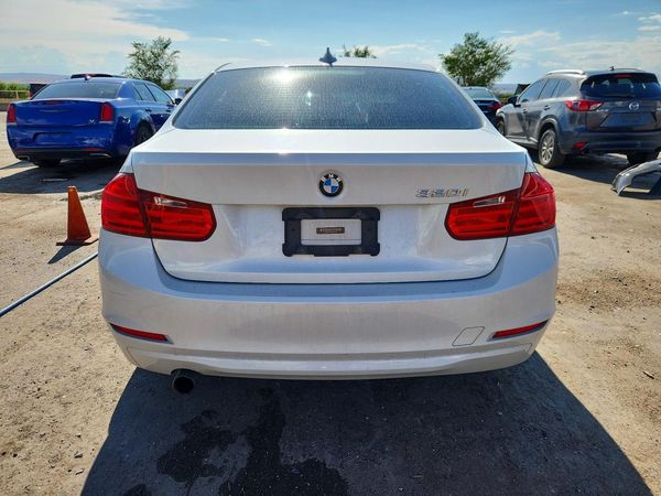 2015 BMW 320 320i