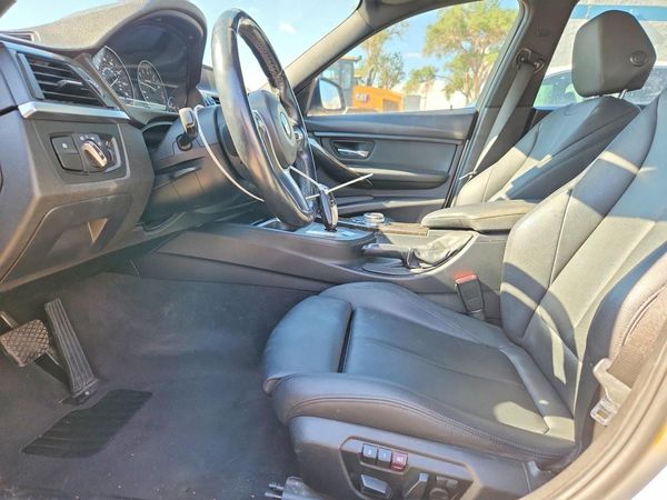 2015 BMW 320 320i