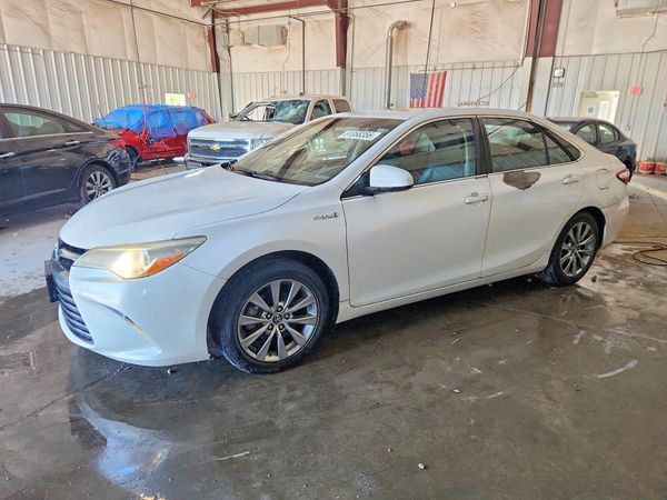 2015 TOYOTA CAMRY SOLA — DSFA — Front 3/4