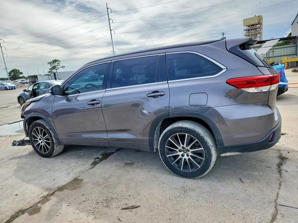2018 TOYOTA HIGHLANDER SE/XLE