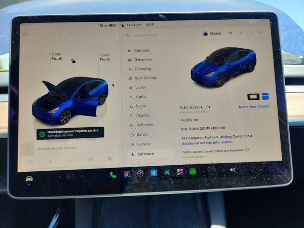 2024 TESLA MODEL Y