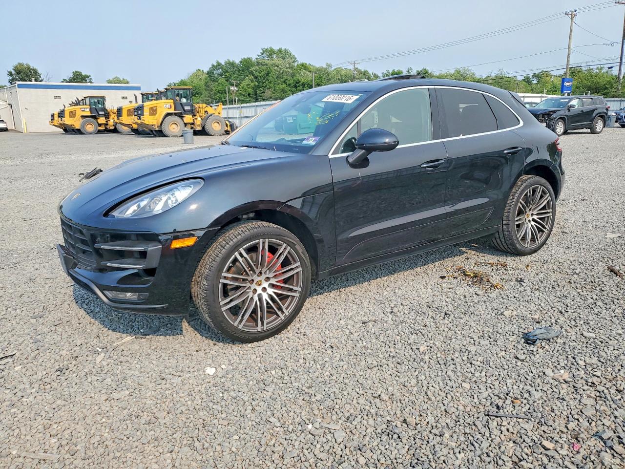 2015 PORSCHE MACAN