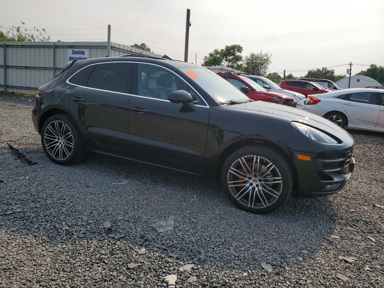 2015 PORSCHE MACAN