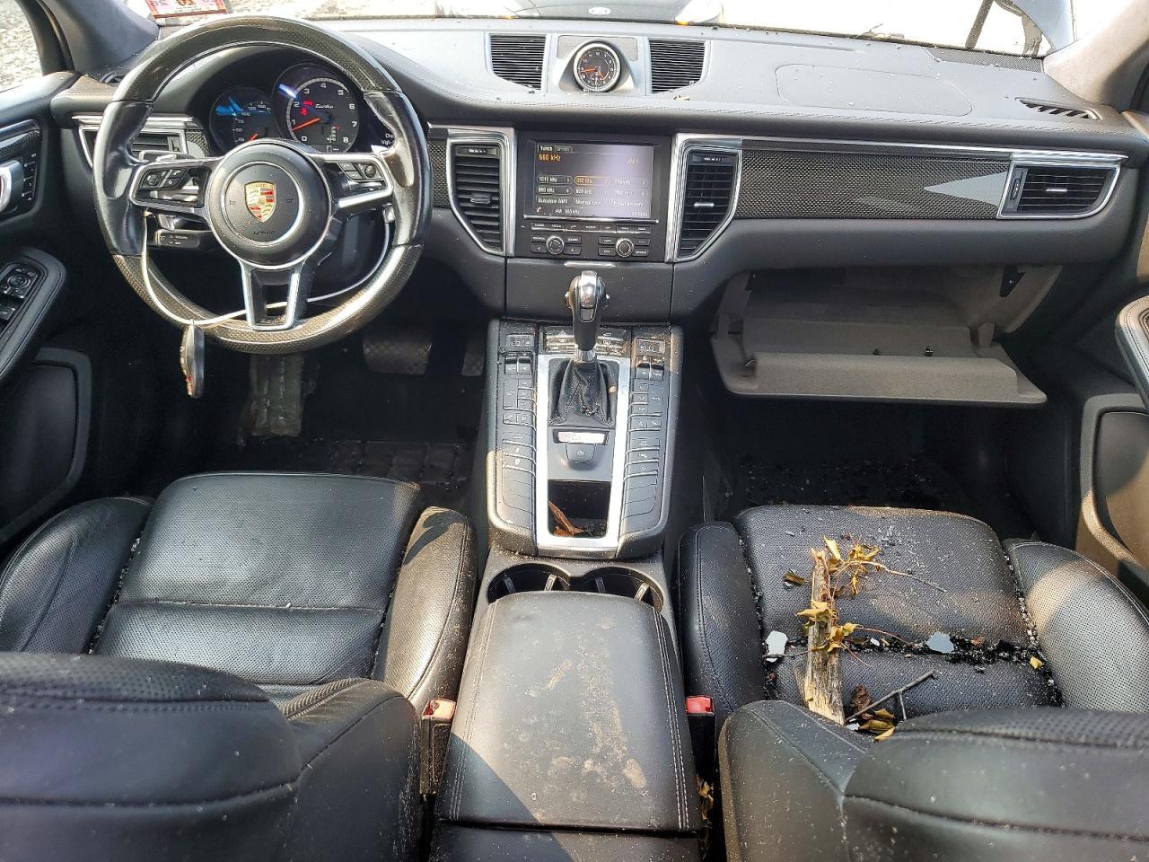 2015 PORSCHE MACAN