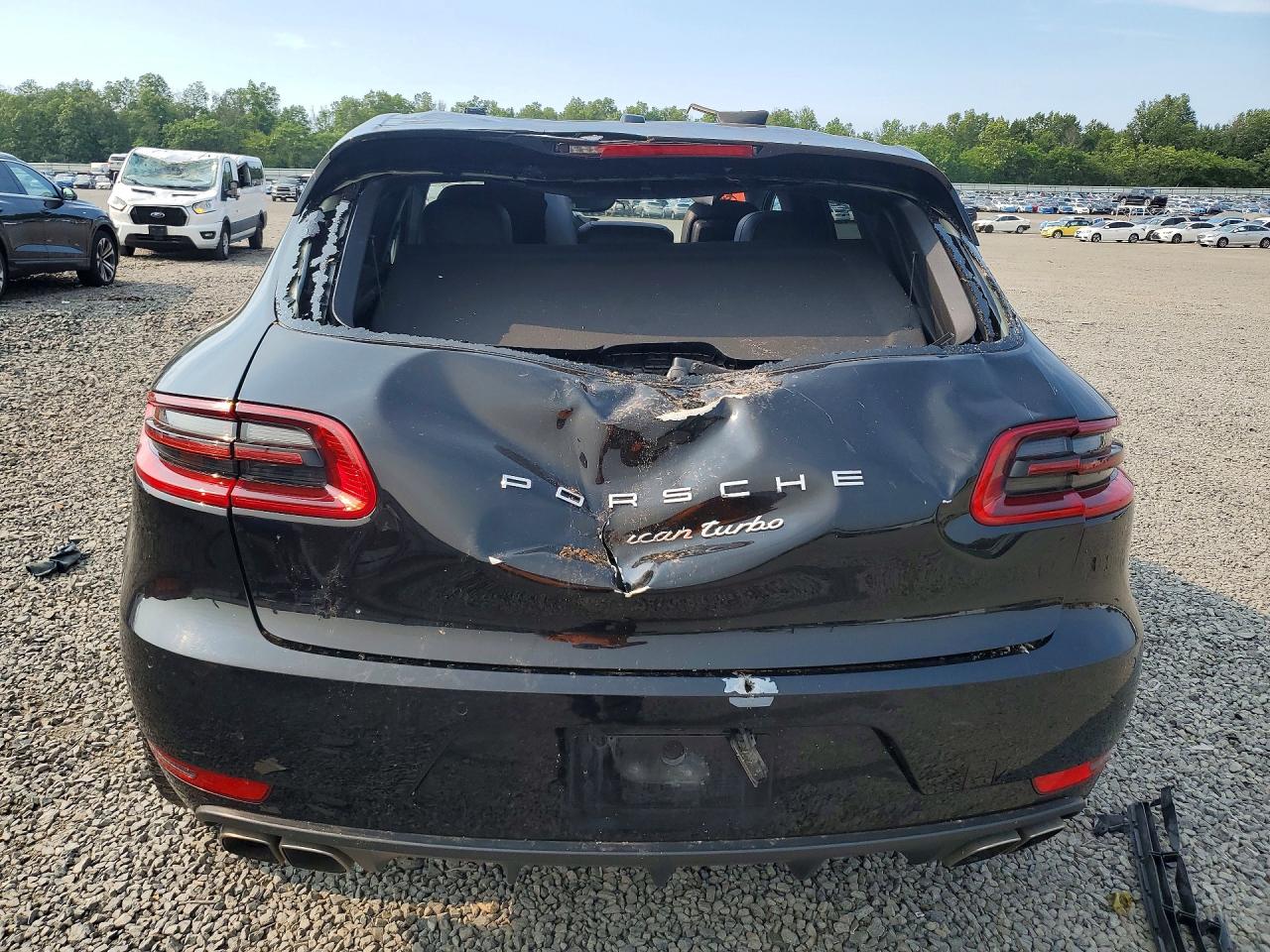 2015 PORSCHE MACAN