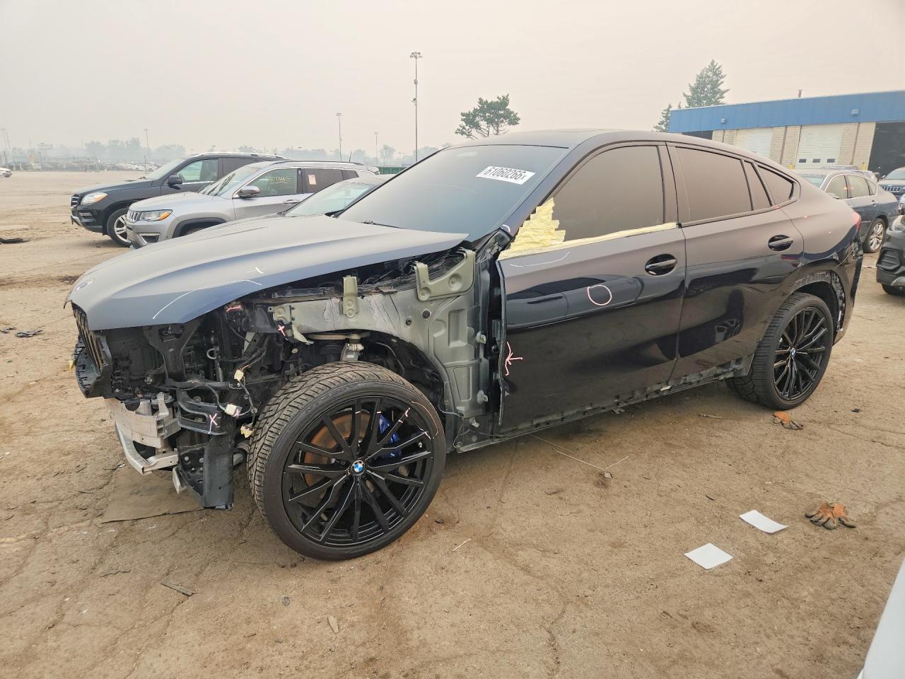 2023 BMW X6 xDrive40i