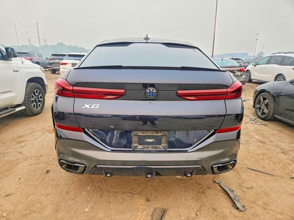 2023 BMW X6 xDrive40i