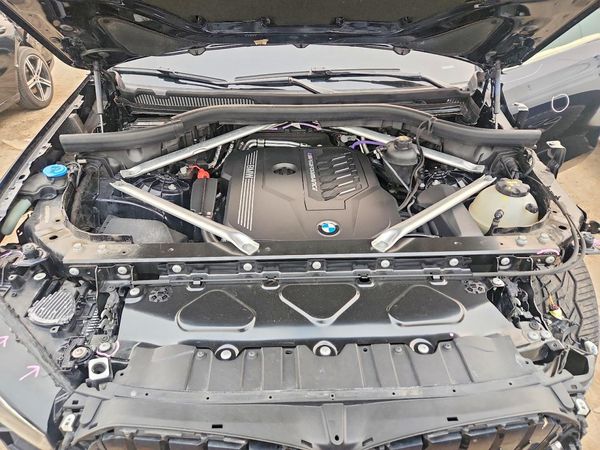 2023 BMW X6 xDrive40i