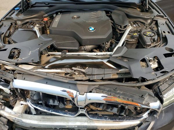 2021 BMW 530