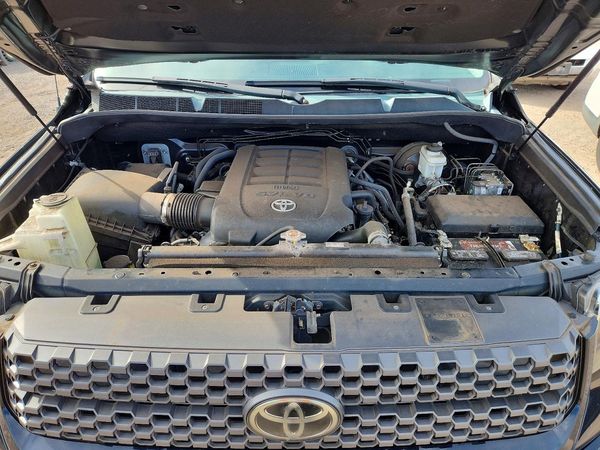 2019 TOYOTA TUNDRA