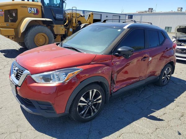 2020 NISSAN KICKS