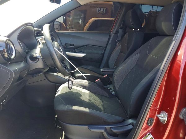 2020 NISSAN KICKS