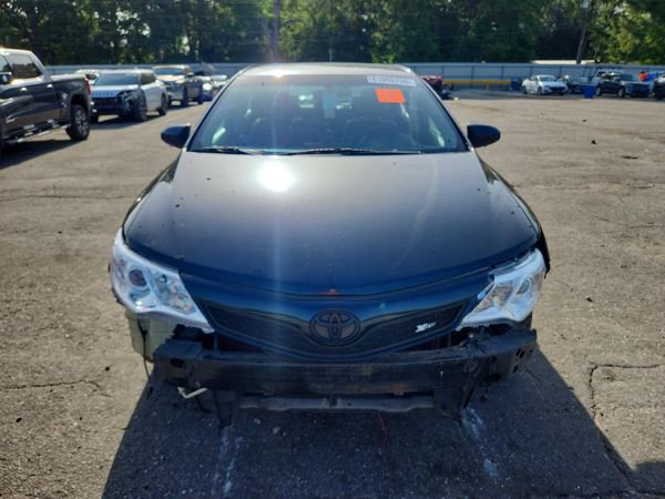 2014 TOYOTA CAMRY