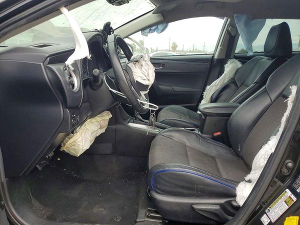 2019 TOYOTA COROLLA