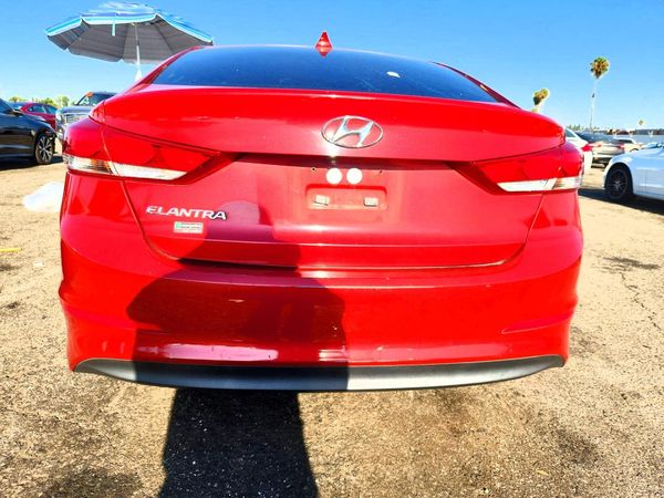 2018 HYUNDAI ELANTRA