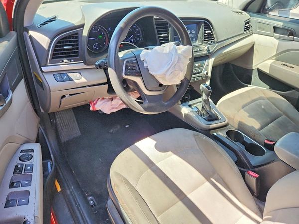 2018 HYUNDAI ELANTRA