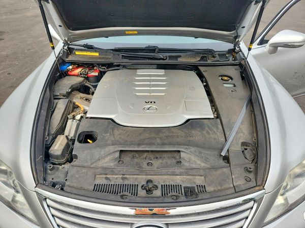 2012 LEXUS LS 460