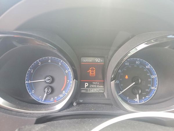 2015 TOYOTA COROLLA