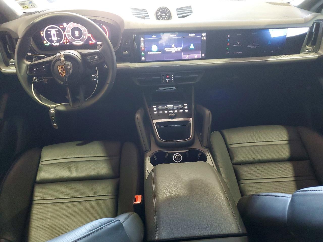2026 PORSCHE CAYENNE Coupe