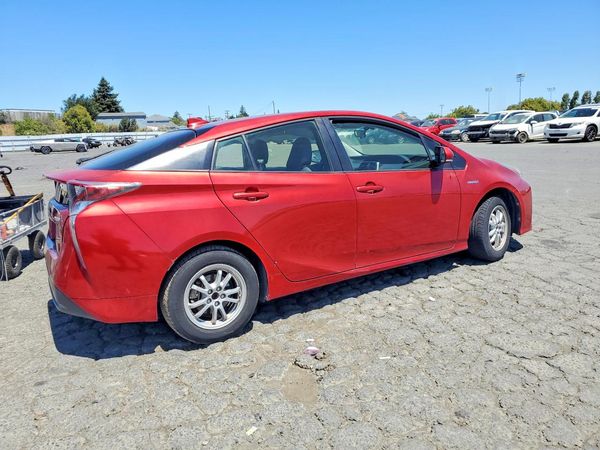 2016 TOYOTA PRIUS
