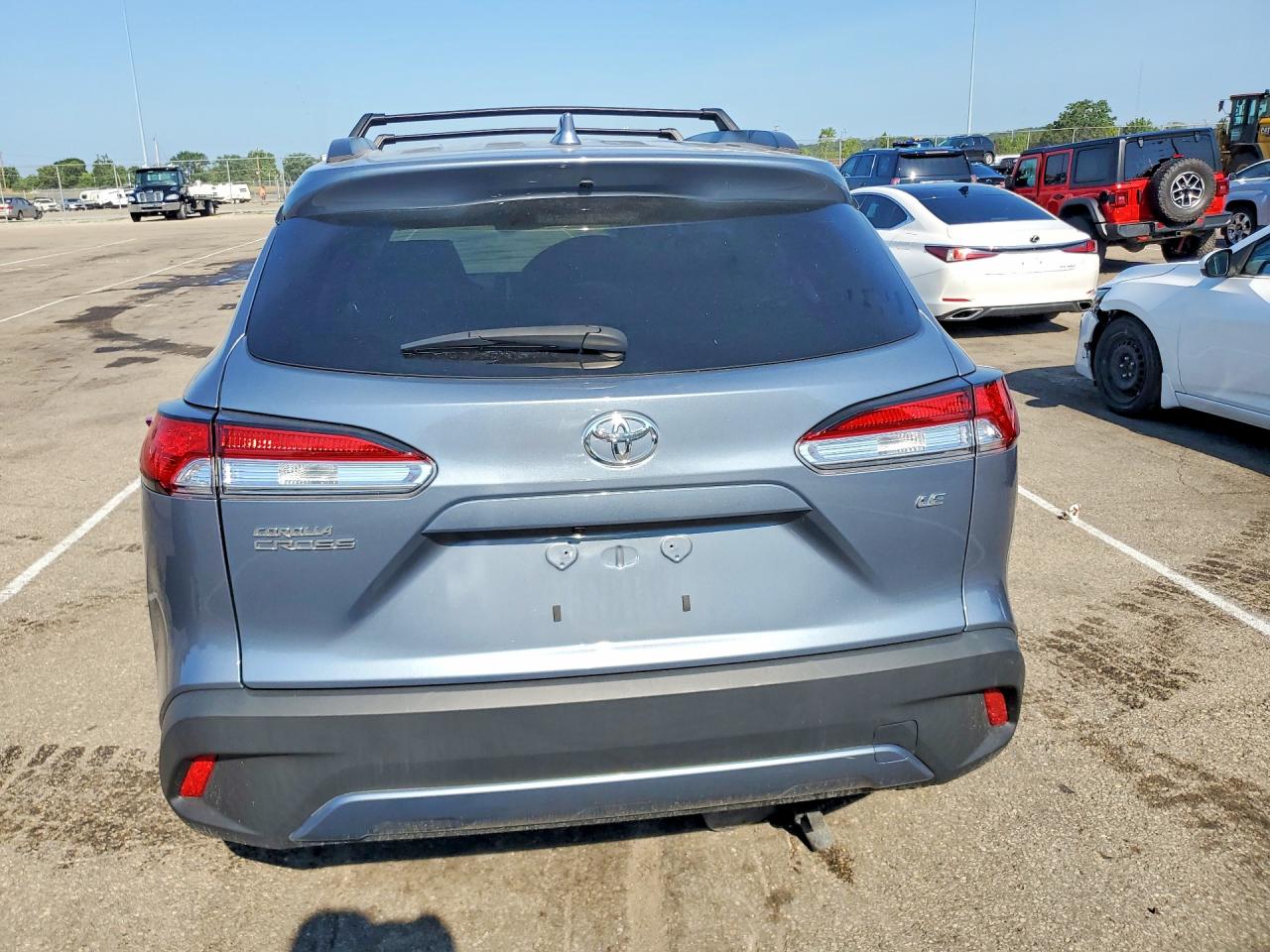 2023 TOYOTA COROLLA CROSS LE