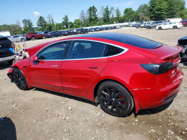 2018 TESLA MODEL 3