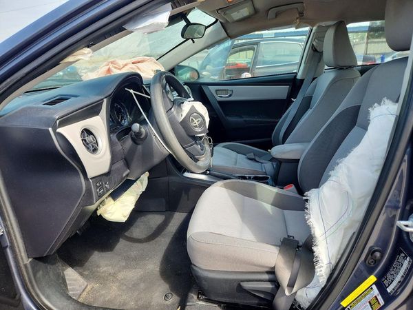 2017 TOYOTA COROLLA — DENT
