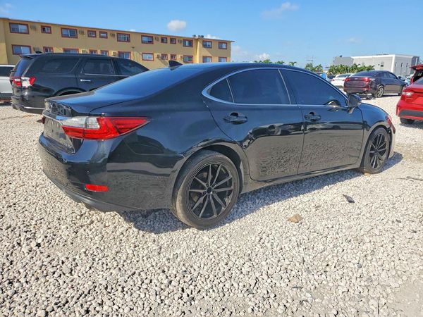 2017 LEXUS ES