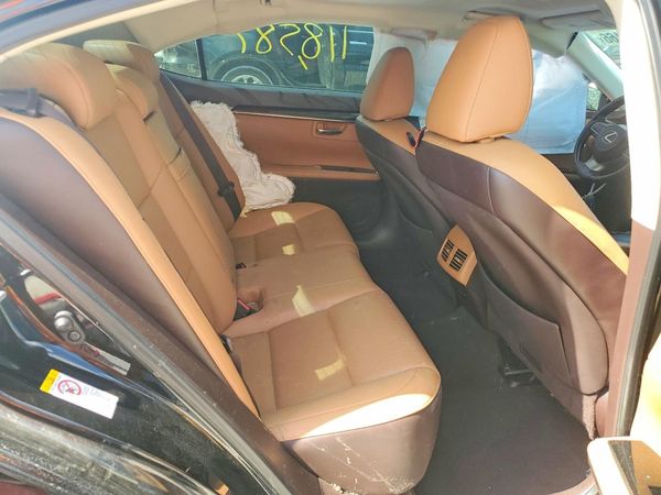 2017 LEXUS ES