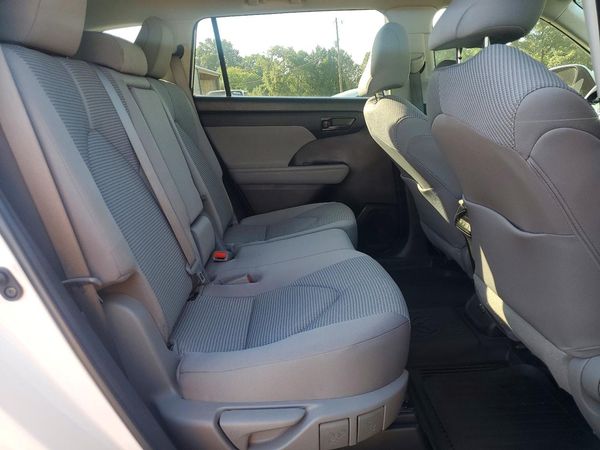 2022 TOYOTA HIGHLANDER L