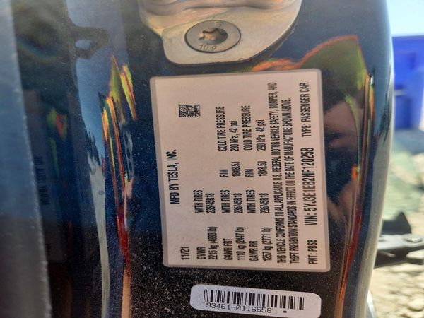 2022 TESLA MODEL 3