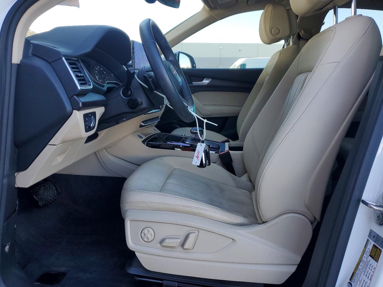 2023 AUDI Q5 S Line quattro Premium