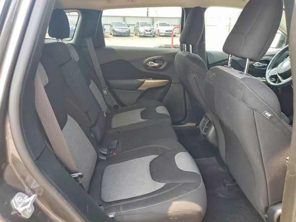 2018 JEEP CHEROKEE LATITUDE 4X4