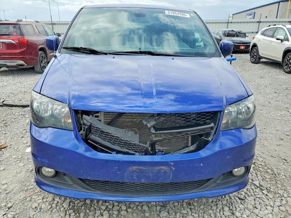 2019 DODGE GRAND CARAVAN SE