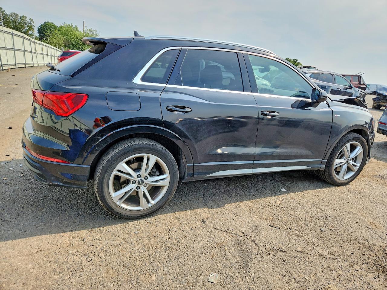 2022 AUDI Q3 S Line quattro Premium