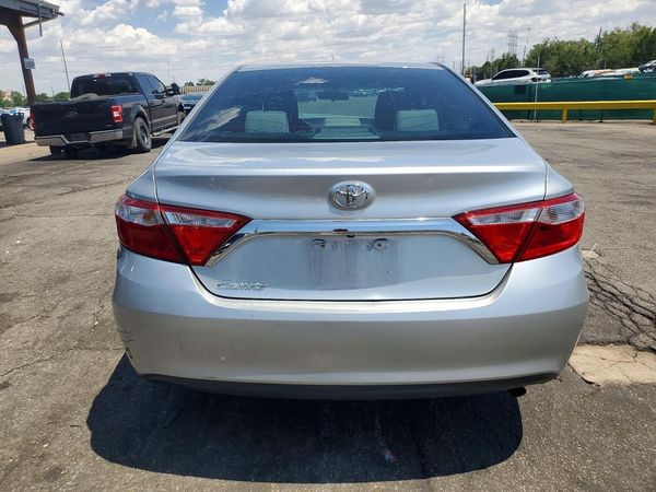 2016 TOYOTA CAMRY