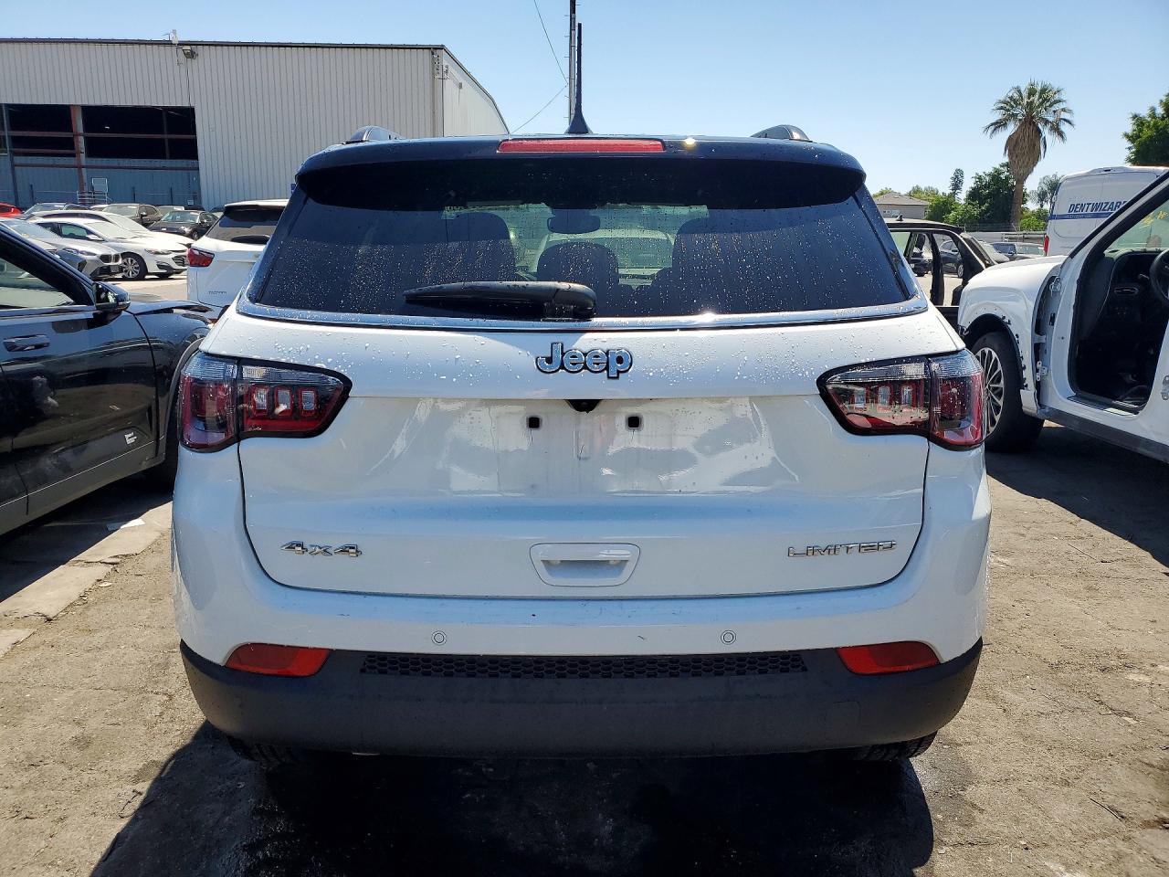 2025 JEEP COMPASS Limited