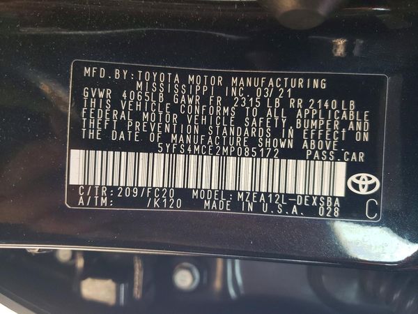 2021 TOYOTA COROLLA