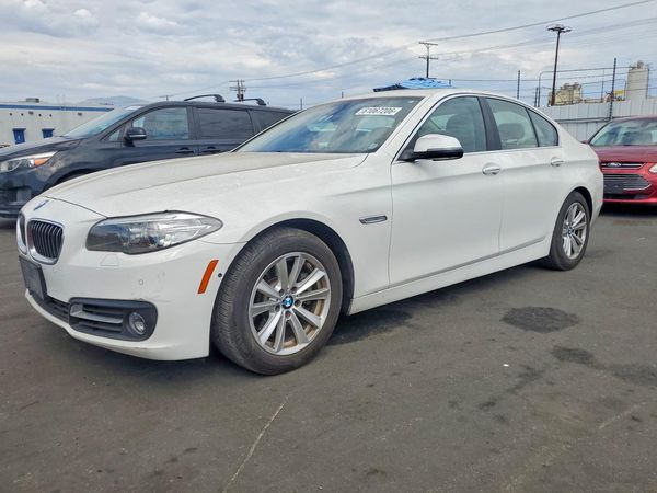 2015 BMW 528