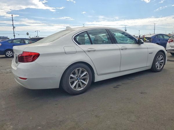 2015 BMW 528