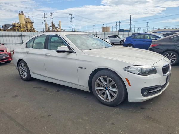 2015 BMW 528