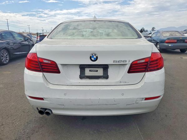 2015 BMW 528