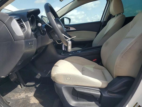 2017 MAZDA 3 Sport