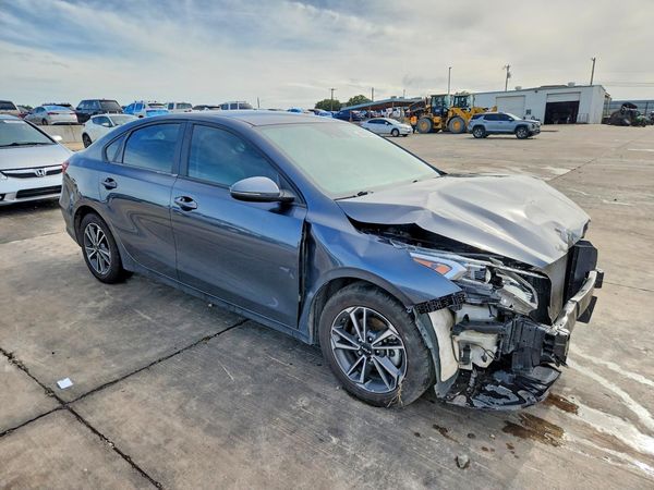 2022 KIA FORTE FE, LXS
