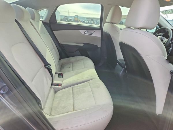 2022 KIA FORTE FE, LXS