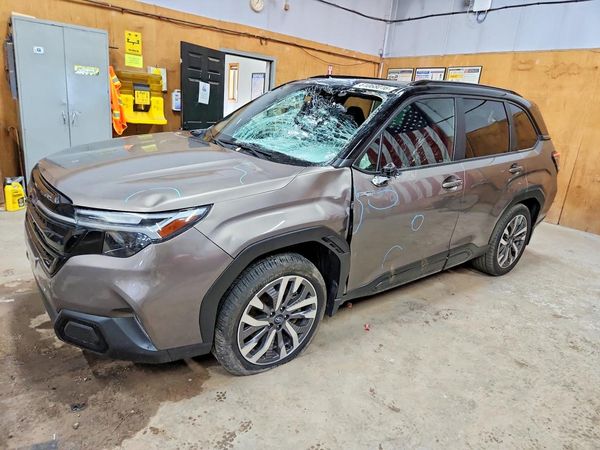 2025 SUBARU FORESTER Touring