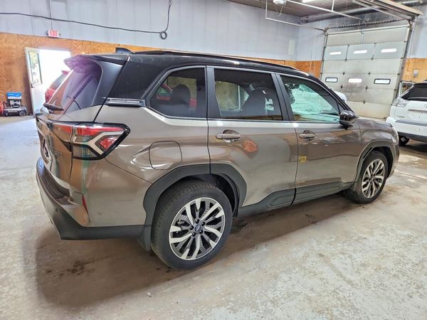 2025 SUBARU FORESTER Touring