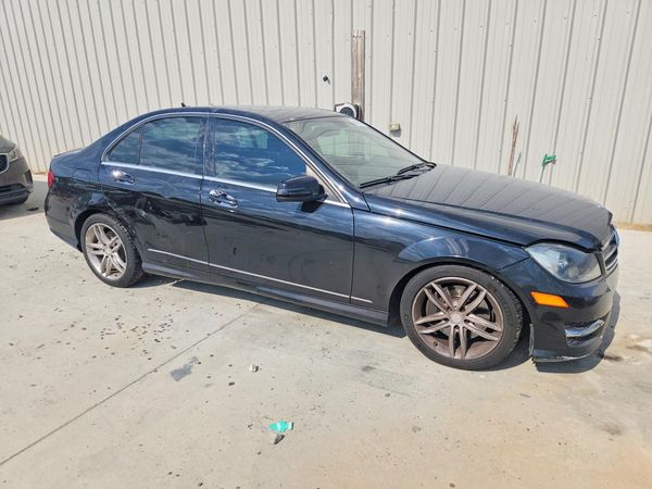 2013 MERCEDES-BENZ C C300