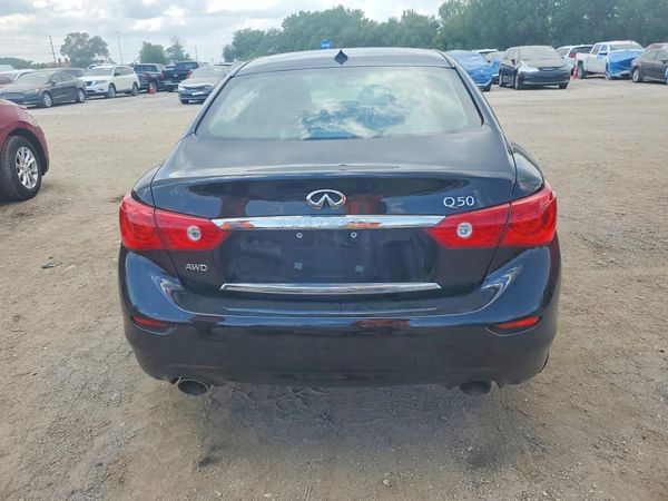 2015 INFINITI Q50